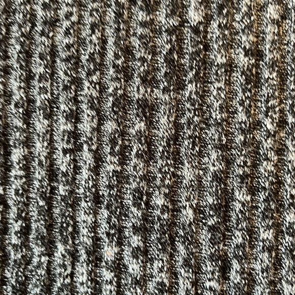 Clara Sun Woo sweater - Picture 10 of 11